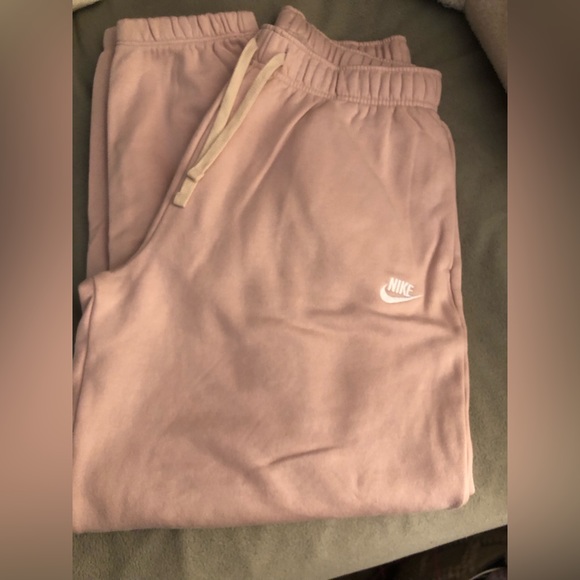 Nike Pants - New Nike Sweatpants